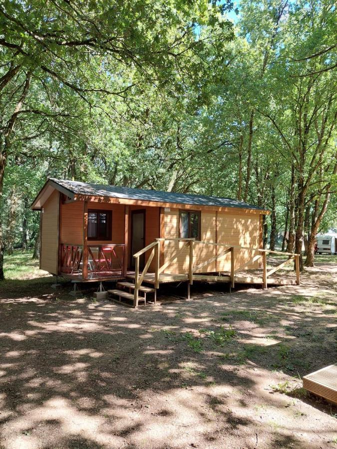 Camping Vila De Sarria Εξωτερικό φωτογραφία